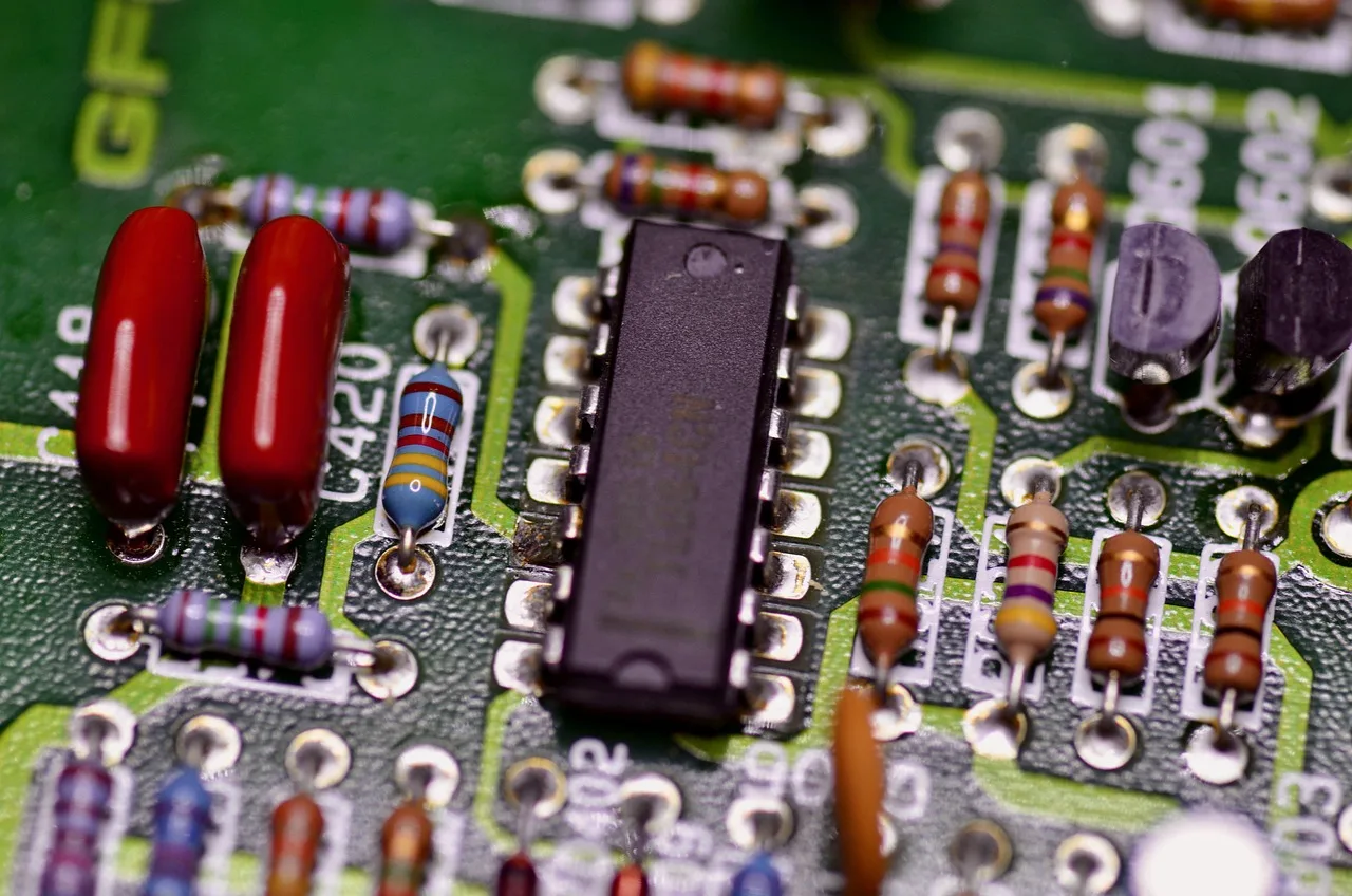 Motherboard, with color-coded resistors
